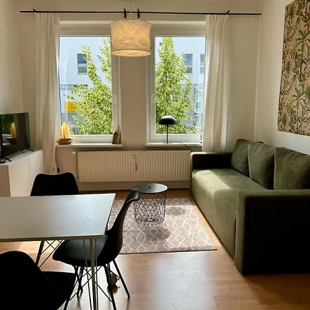 Zentrales Mit Boxspringbetten Und Parkplatz